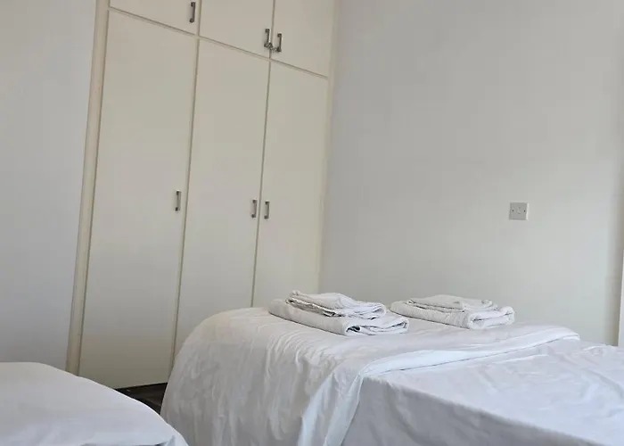 Executive 2br Spacious , Center, 2 Balconies, Ideal Business - Supercentro! Appartement Limassol