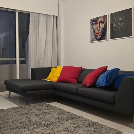Executive 2br Spacious , Center, 2 Balconies, Ideal Business - Supercentro! Lägenhet Limassol
