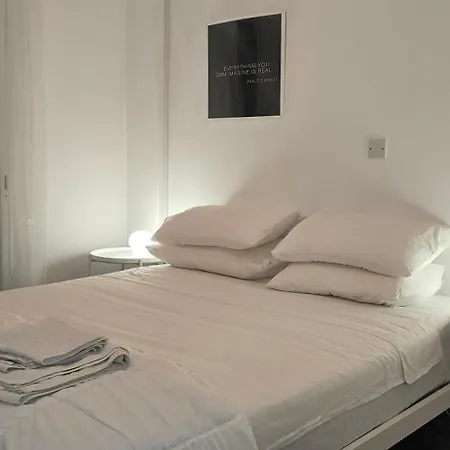 Apartment Executive 2br Spacious , Center, 2 Balconies, Ideal Business - Supercentro! Limassol