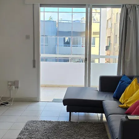 Executive 2br Spacious , Center, 2 Balconies, Ideal Business - Supercentro! Lägenhet