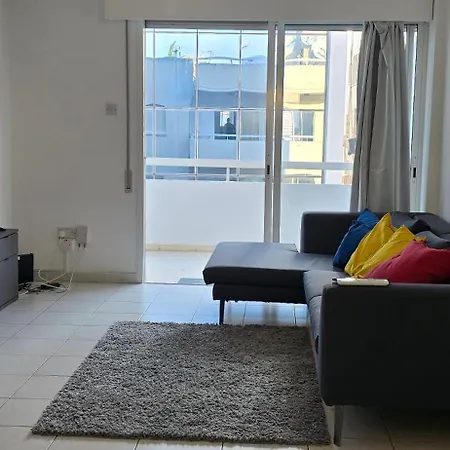 Executive 2br Spacious , Center, 2 Balconies, Ideal Business - Supercentro! * Limassol