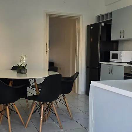 Executive 2br Spacious , Center, 2 Balconies, Ideal Business - Supercentro!