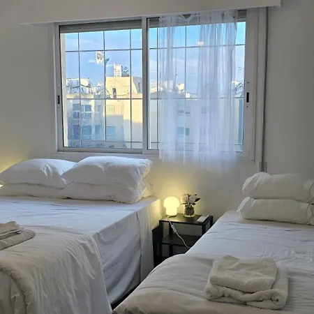 Executive 2br Spacious , Center, 2 Balconies, Ideal Business - Supercentro! *