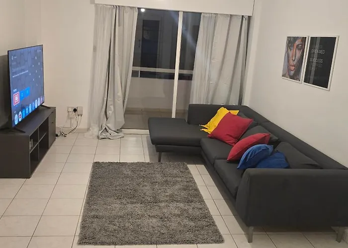 Executive 2br Spacious , Center, 2 Balconies, Ideal Business - Supercentro! * Limassol