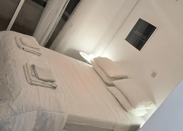 Executive 2br Spacious , Center, 2 Balconies, Ideal Business - Supercentro! Lägenhet