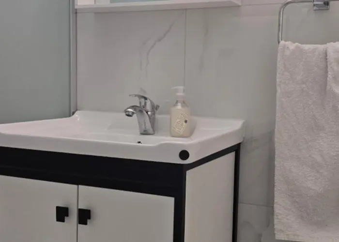 Executive 2br Spacious , Center, 2 Balconies, Ideal Business - Supercentro! Lägenhet