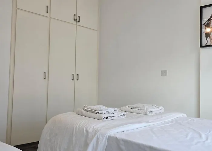 Executive 2br Spacious , Center, 2 Balconies, Ideal Business - Supercentro! Διαμέρισμα *